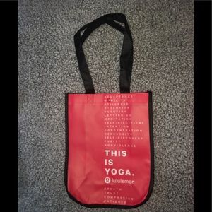 Lululemon small reusable tote